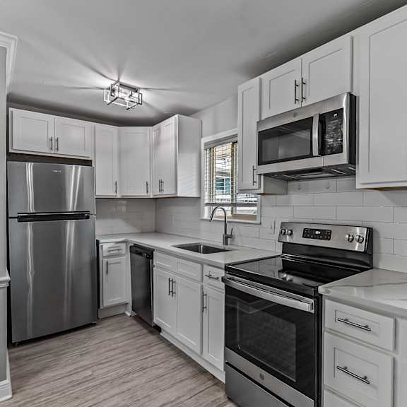 kitchen appliances at the sanctuary, florida, 32304