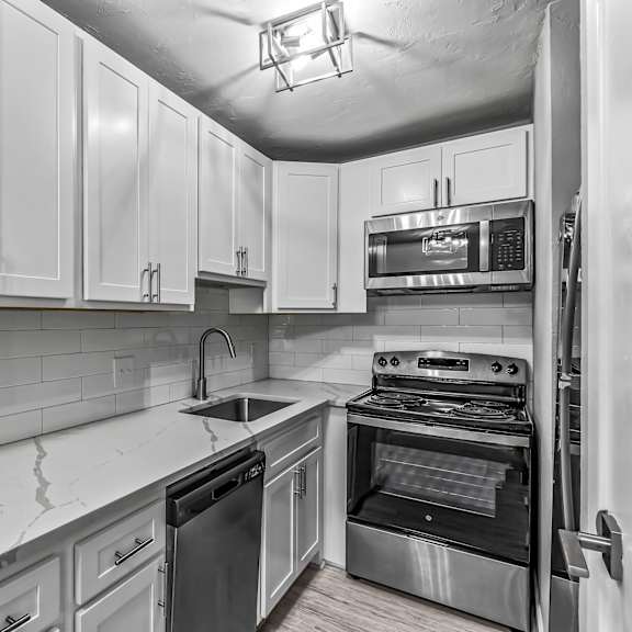 spacious kitchen at the sanctuary, tallahassee, fl
