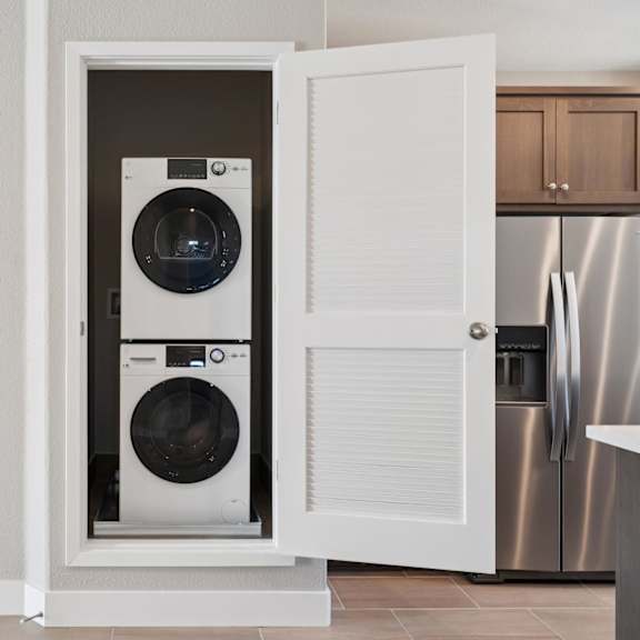 washer and dryer at montessa apartments, vacaville, california