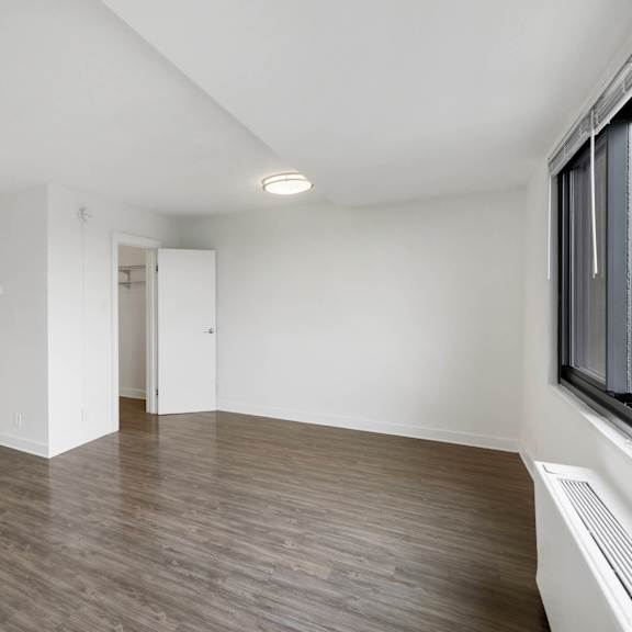 open floorplans with wooden floor at the graham at southern towers, alexandria, va