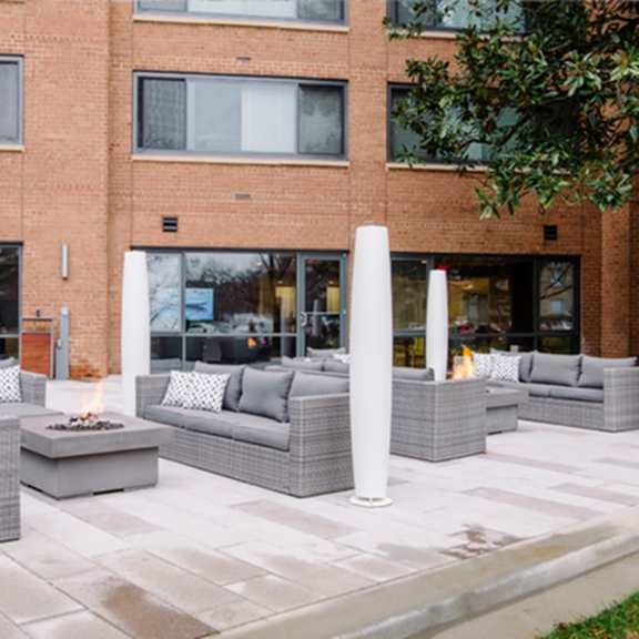 outdoor picnic area at the graham at southern towers, alexandria, va, 22311