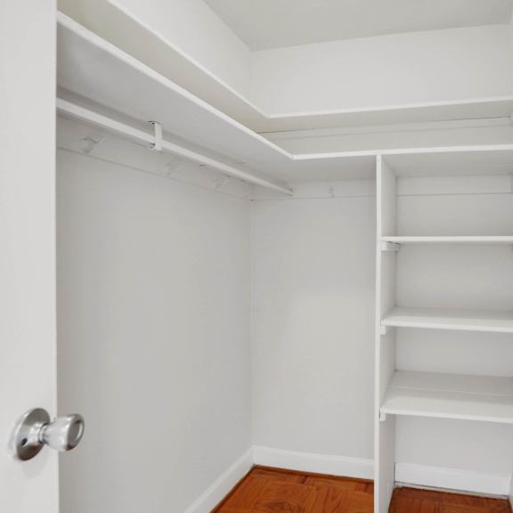 walk-in closet at monticello at southern towers, virginia