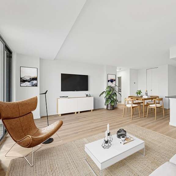 living room with tv at sherwood at southern towers, alexandria