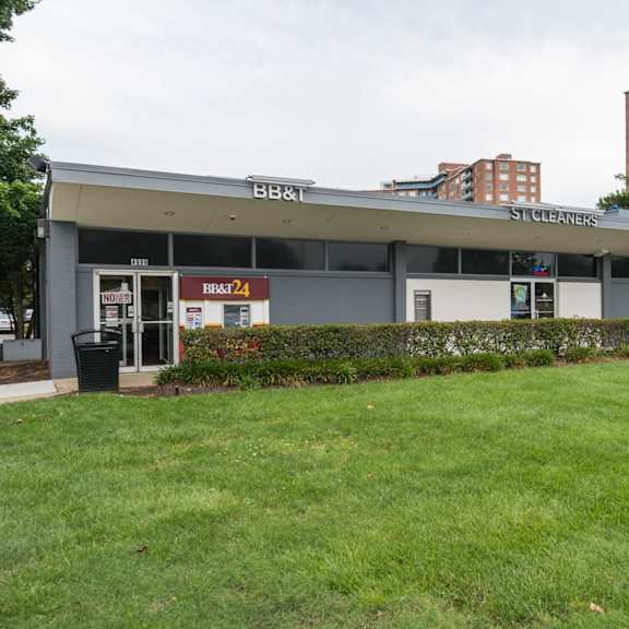 green space at sherwood at southern towers, alexandria, 22311