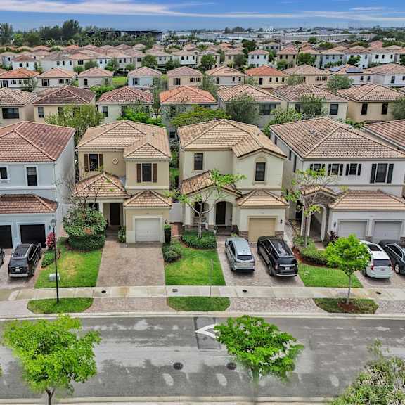 aventura isles tranquil community