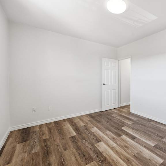 1 and 2 bedroom