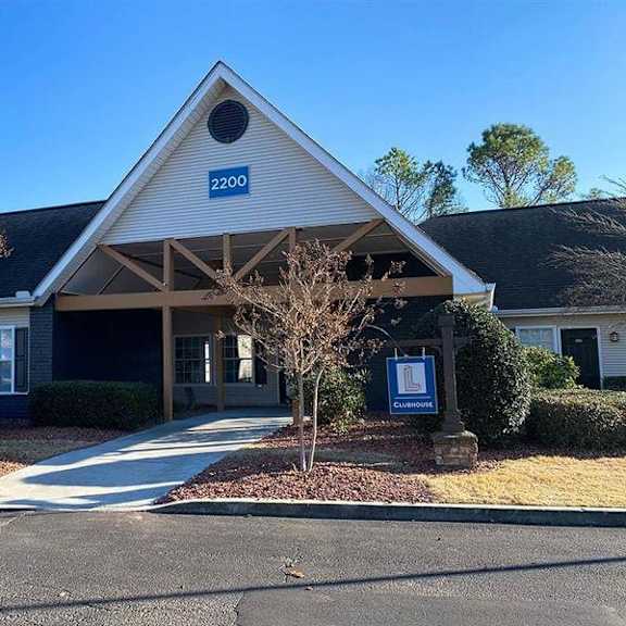 reserved resident parking at latitude at riverchase, hoover, alabama