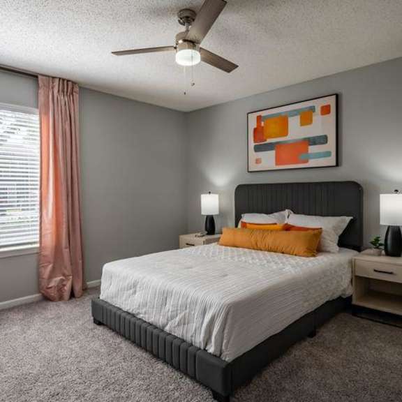 large bedroom at spalding vue, peachtree corners