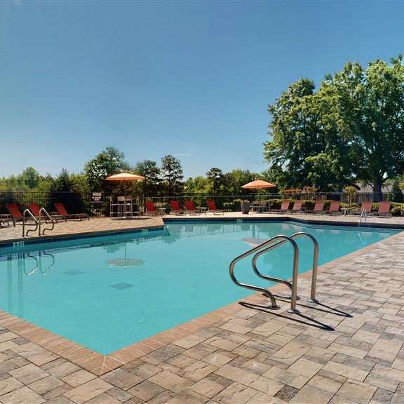 sparkling pool at vue on medlock, peachtree corners