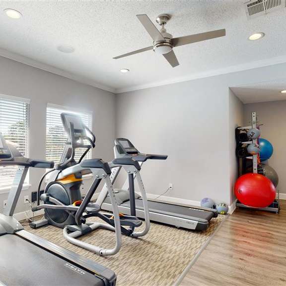 cardio machines at vue on medlock, peachtree corners, georgia