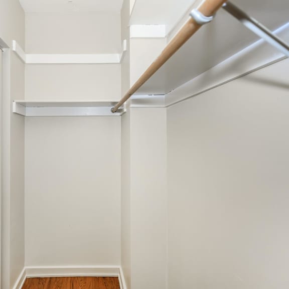 closet at sheridan park, chicago, il