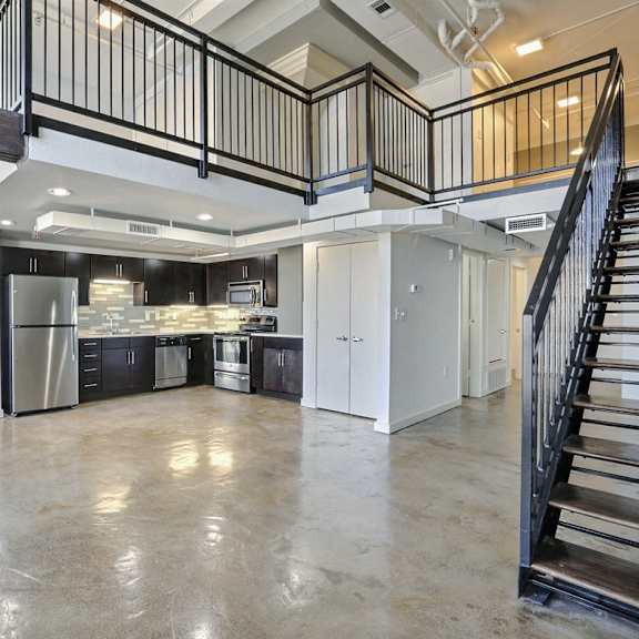 unit 4 living at 3333 elm street lofts in deep ellum, dallas, texas, tx
