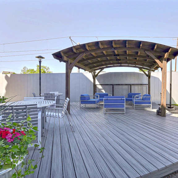 community deck at 3333 elm street lofts in deep ellum, dallas, texas, tx