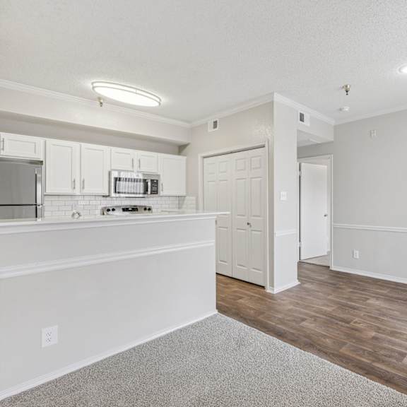 a3 dining room at jefferson place in jefferson, tx