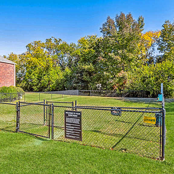 dog park at the grove at lyndon, louisville