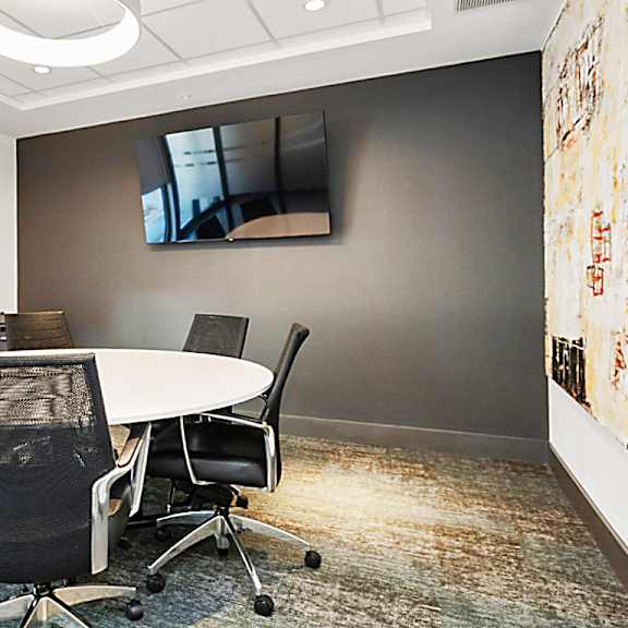 conference room at circ apartments, richmond, va 23220