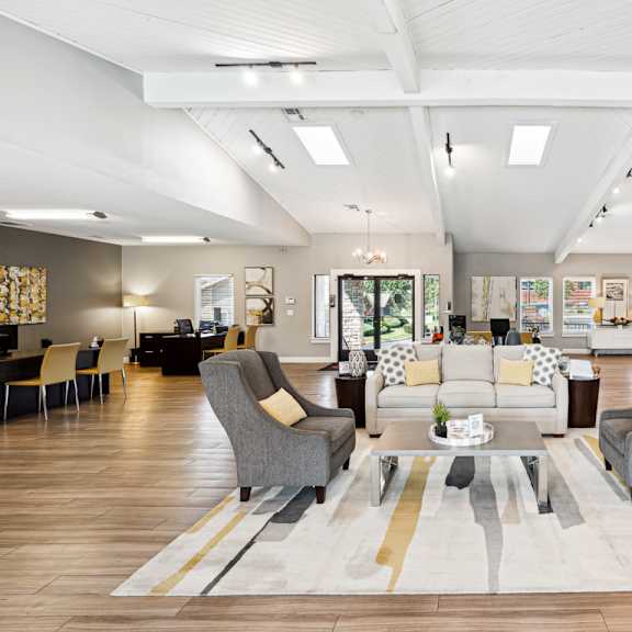 resident wifi cafe at the reserve at barry apartments, kansas city, missouri