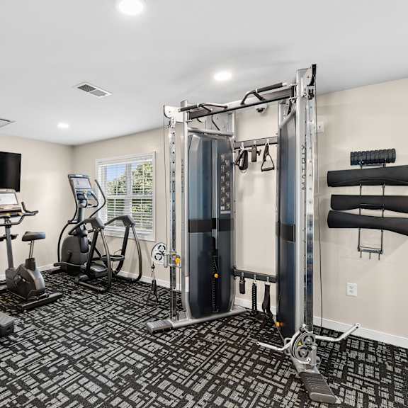 24-hour cardio and strength training center at hyde park apartment & townhomes chester, va 23831