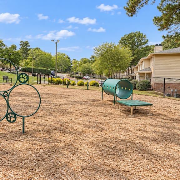 landscaped outdoor recreation area at park ridge estates in durham, nc