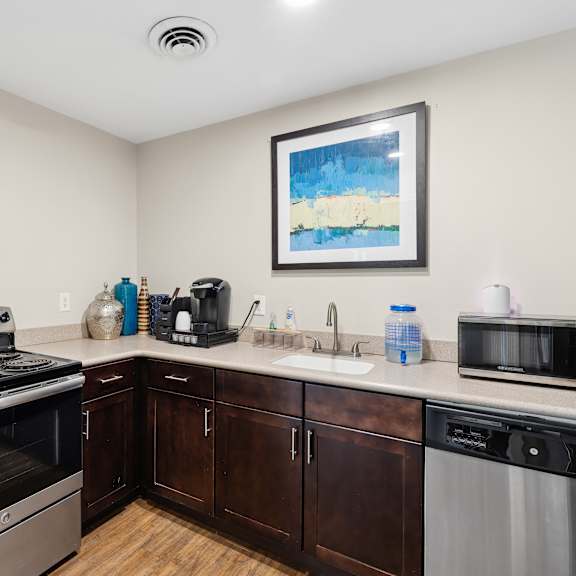 kitchen area at hyde park apartment & townhomes chester, va 23831