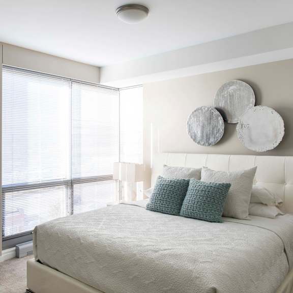 Thumbnail 9 of 10 Well decorated bedroom with plenty of natural lights