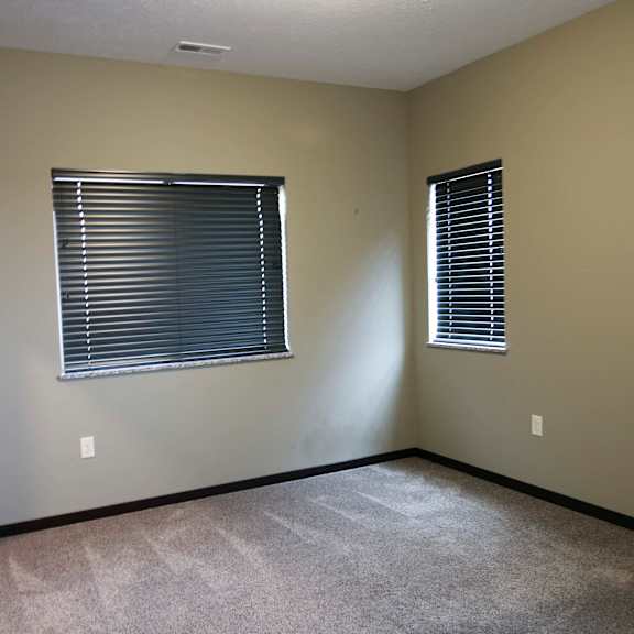 Thumbnail 6 of 43 Large bedroom with walk in closet in 3 bedroom apartment for rent at North Pointe Villas best apartments Lincoln NE 68521