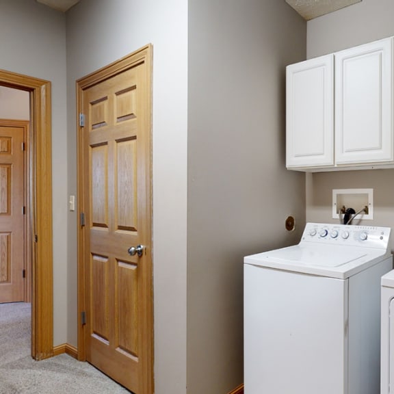 Thumbnail 12 of 19 washer and dryer included at stone creek villas