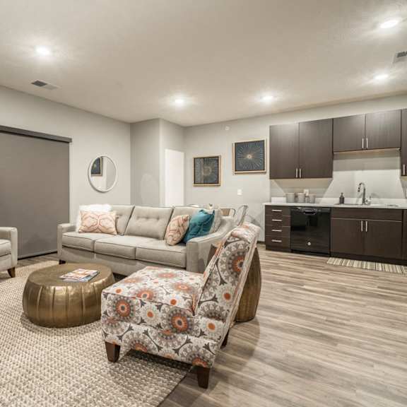 Thumbnail 2 of 11 1 bedroom apartment with dark cabinets in the Blackstone District near UNMC in Omaha
