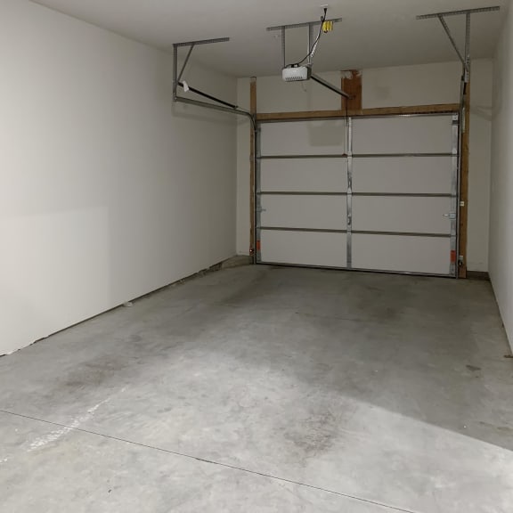 Thumbnail 23 of 23 Garage space The Flats at Shadow Creek in Lincoln Nebraska