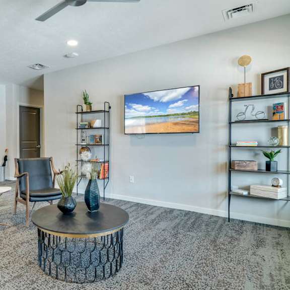 leasing lounge at the villas at falling waters townhomes for rent in west omaha