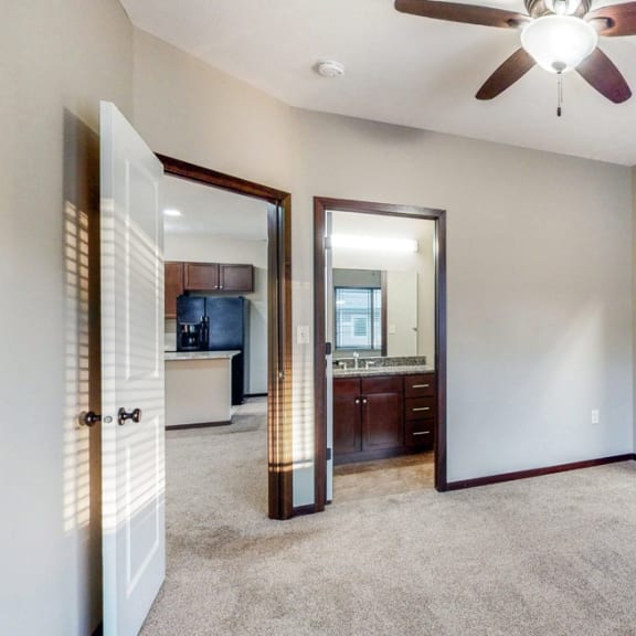 Thumbnail 13 of 19 Master bathroom at The Villas at Wilderness Ridge luxury apartments in southwest Lincoln NE 68512