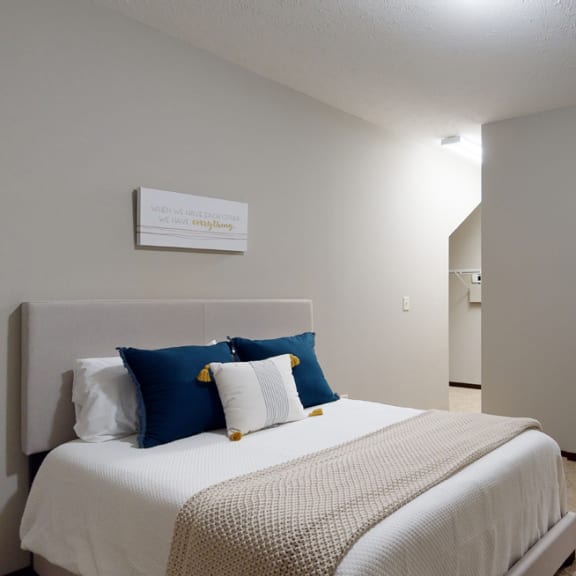 Thumbnail 14 of 19 Spacious bedrooms and ample closet spaces are found in the Cedar floor plan
