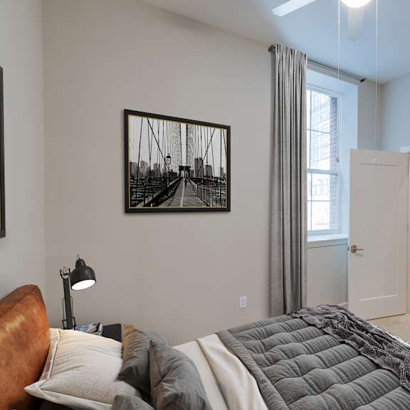 bedroom & closet decorated