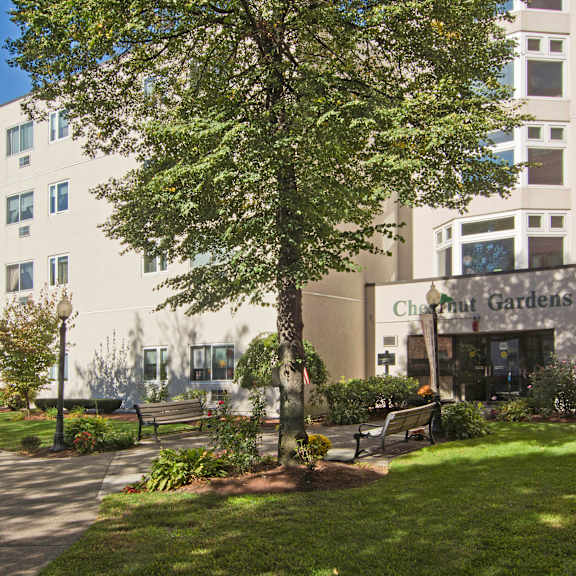the building in which the hotel is located