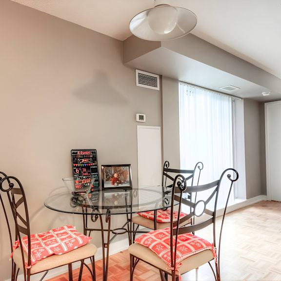 100 lower ossington avenue dining room