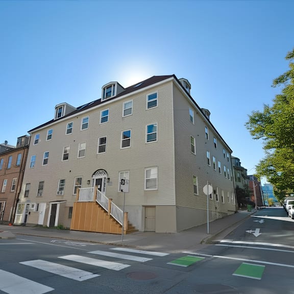 1358-1360 hollis exterior