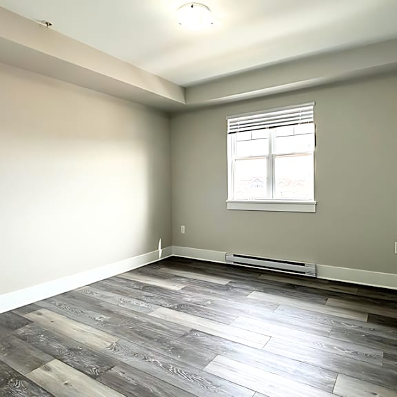 155 kedgwick drive bedroom