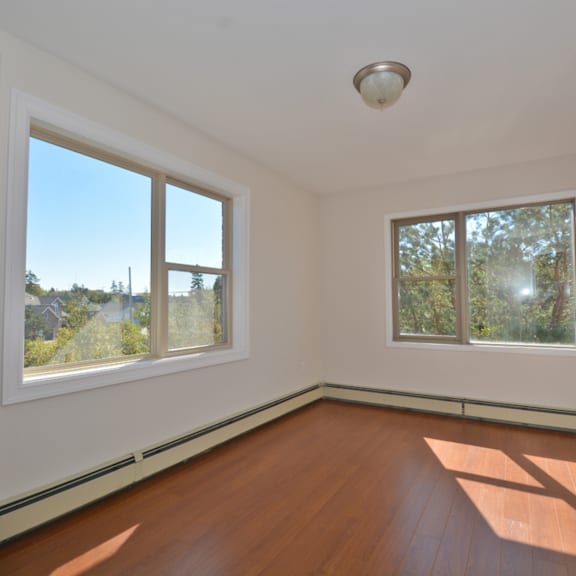 159 radcliffe drive bedroom