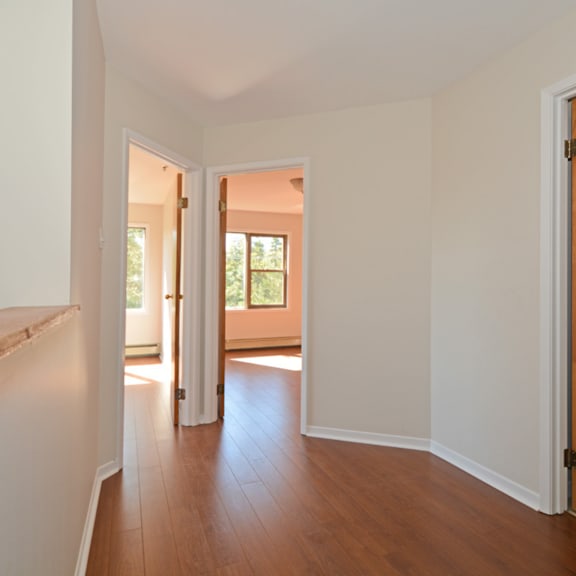 159 radcliffe drive hallway