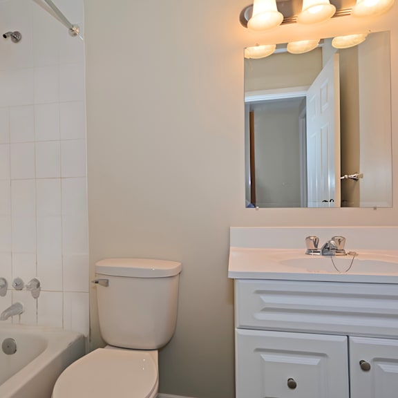 175-211 harlington bathroom