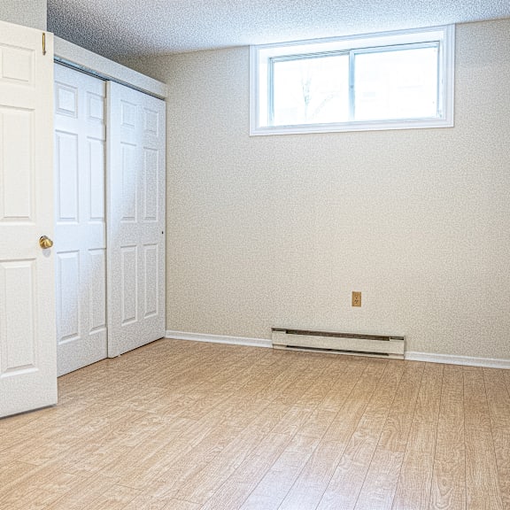 294-300 main avenue bedroom