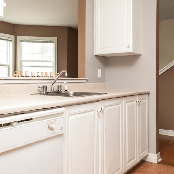 6101 south kitchen counter