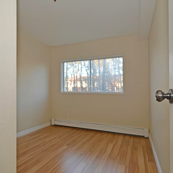 85 and 127 harlington bedroom