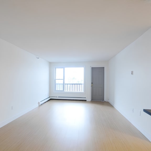 95 knightsridge living room