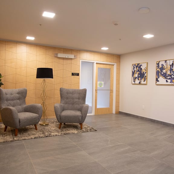 david dunphy place lounge