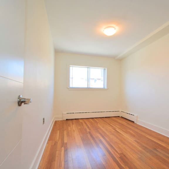 kent street bedroom