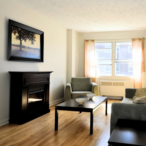 lakefront apartments living room