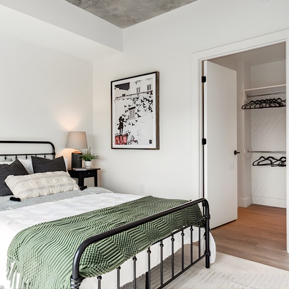luma bedroom