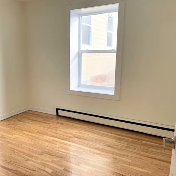 maplehurst apartments bedroom 2