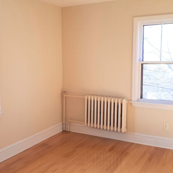 maplehurst houses bedroom
